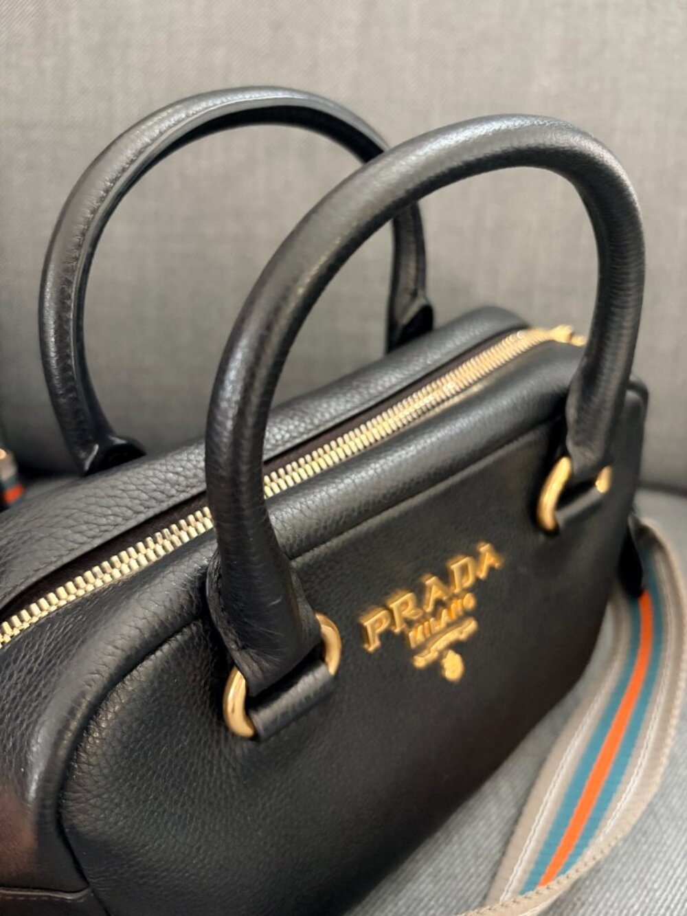 Prada Bauletto Vitello Phenix Black Leather Bag 1BB108 Dust Bag Auth Card Strap - Picture 6 of 16